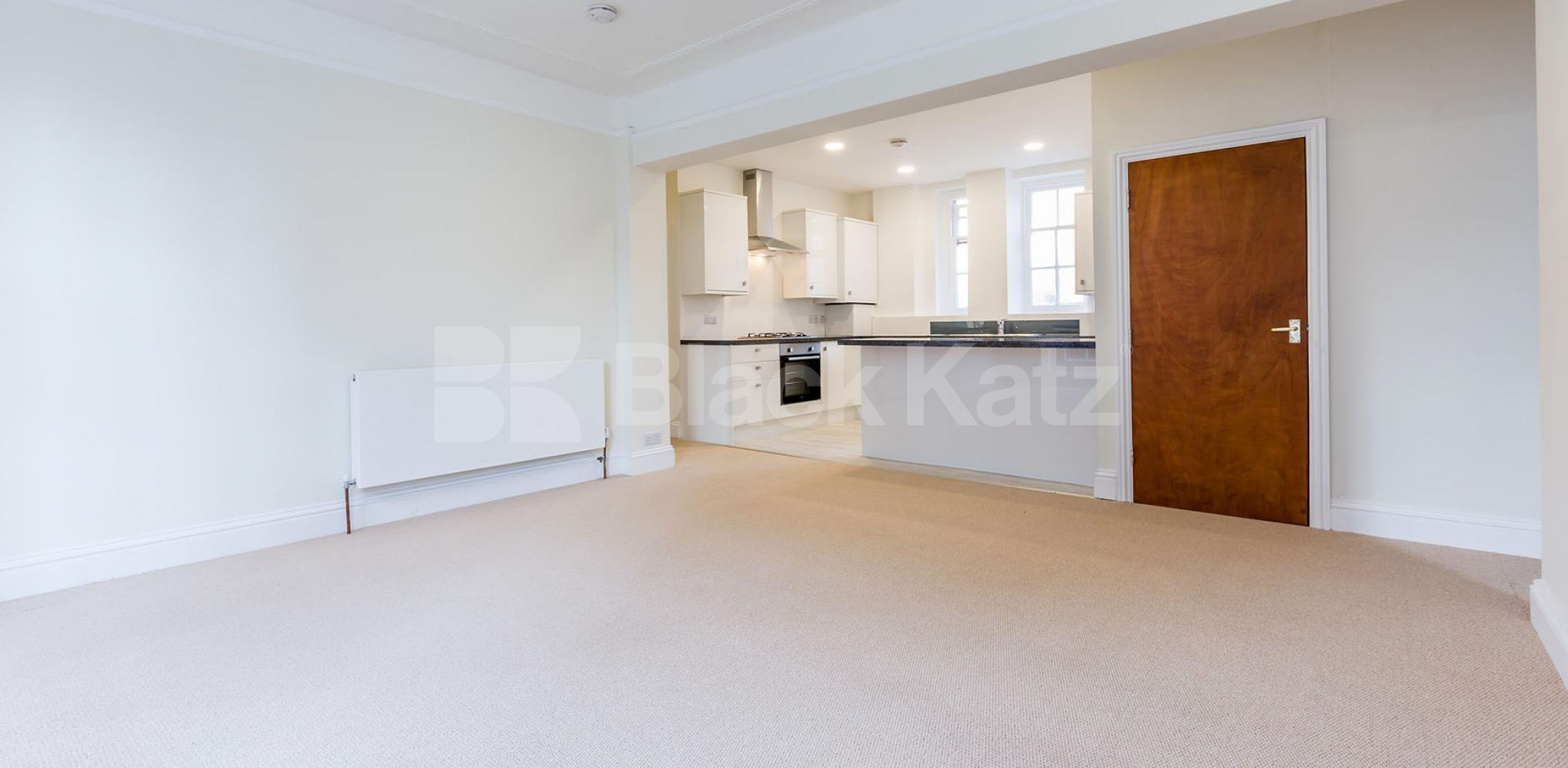 Beautiful 3 bed 2 bath in a mansion block by Oxford Street & Hyde Park. Harrowby Street, Marble Arch - Hyde Park